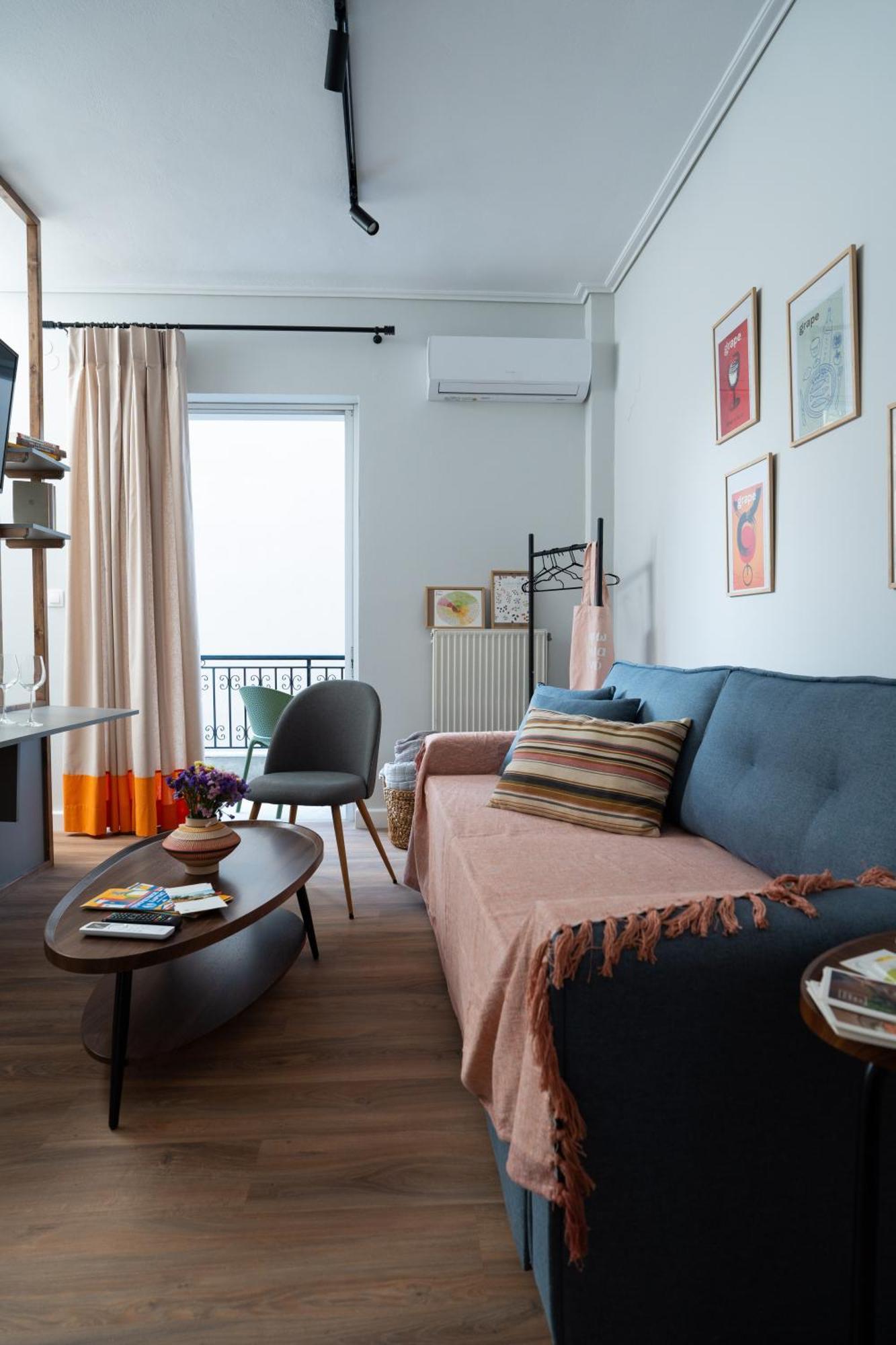 Nyx Guesthouse ตรีโปลิส ภายนอก รูปภาพ