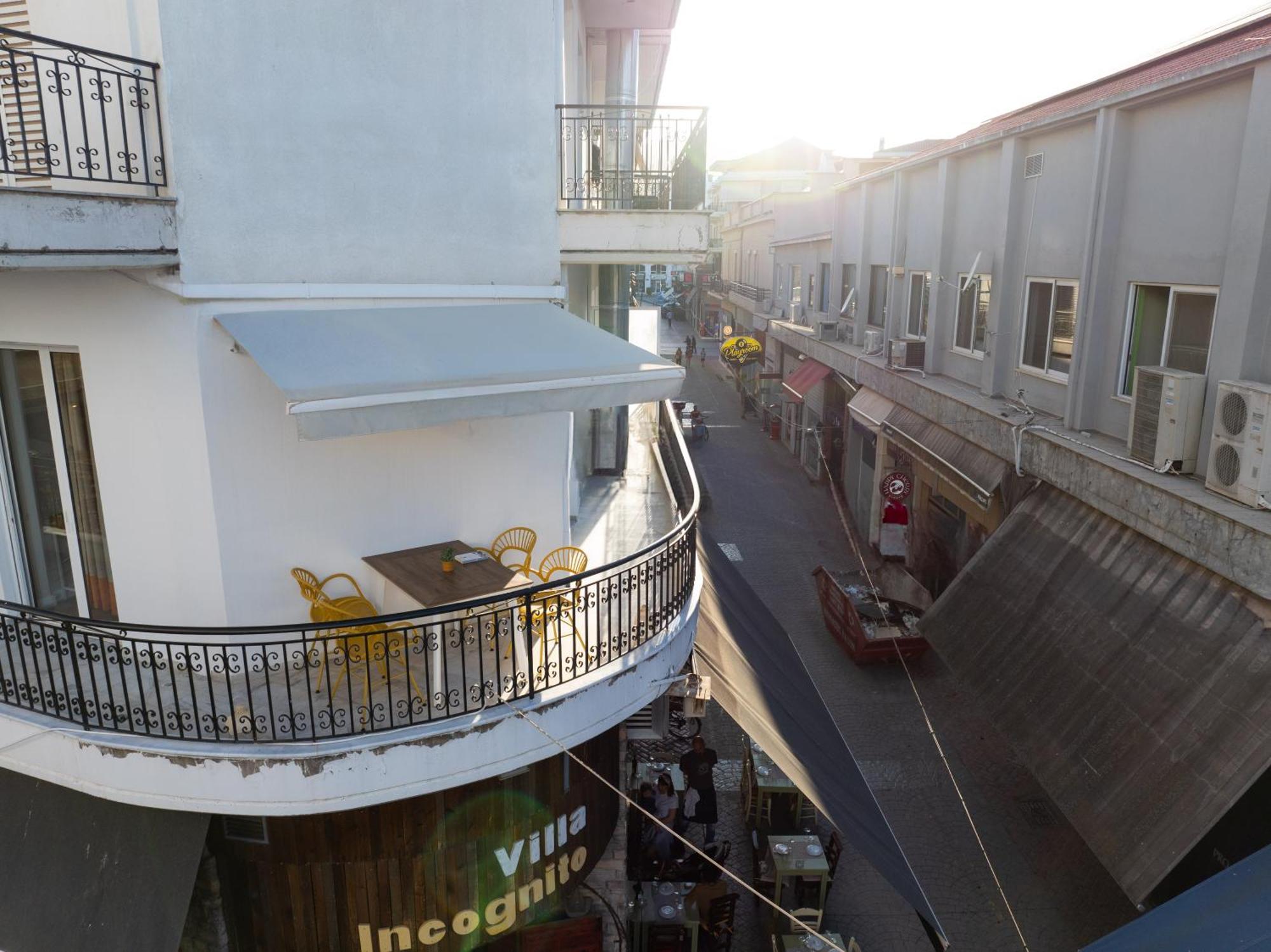 Nyx Guesthouse ตรีโปลิส ภายนอก รูปภาพ