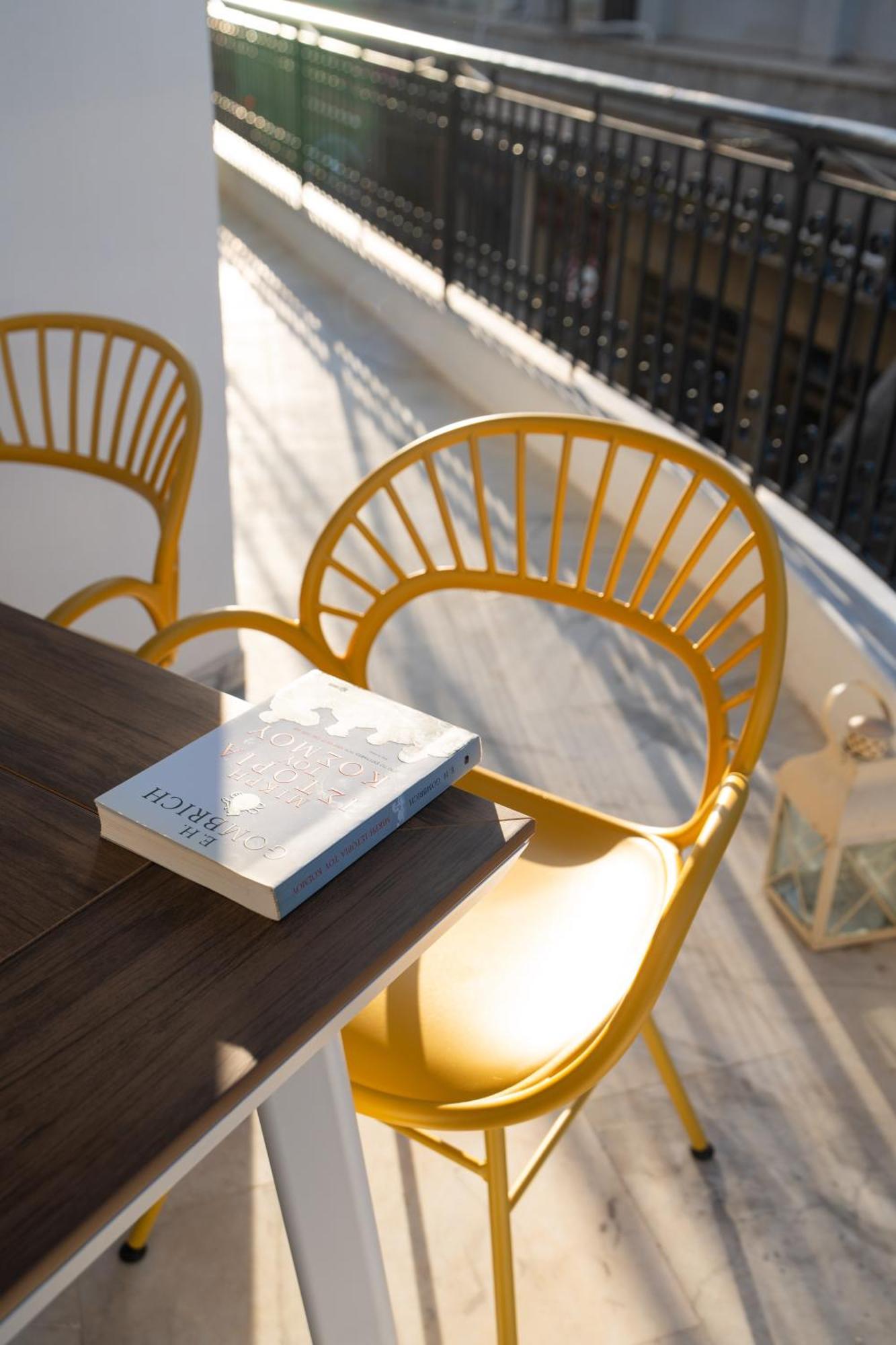 Nyx Guesthouse ตรีโปลิส ภายนอก รูปภาพ