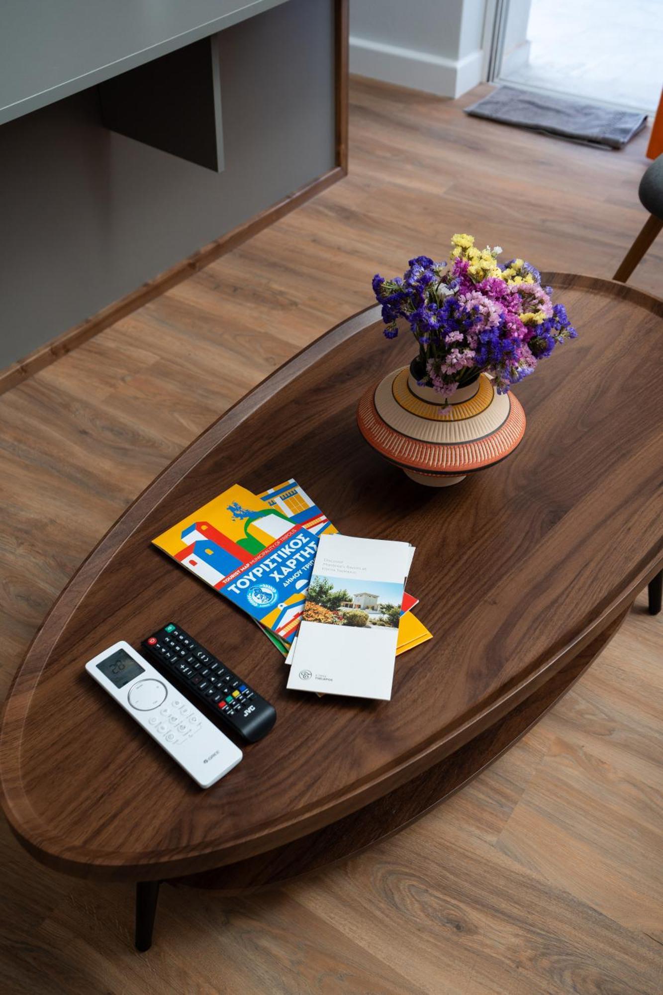 Nyx Guesthouse ตรีโปลิส ภายนอก รูปภาพ